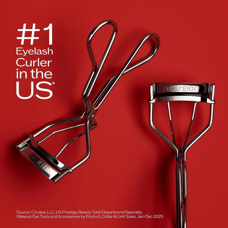 Shiseido Eyelash Curler - Crimps &amp; Curls Lashes for Perfect, Eye-Framing Fringe - Gentle &amp; Safe - Includes Replacement Pad